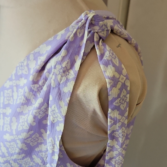 Lavender Print Blouse - Picture 10 of 11